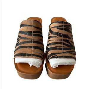 Lucky brand sandals